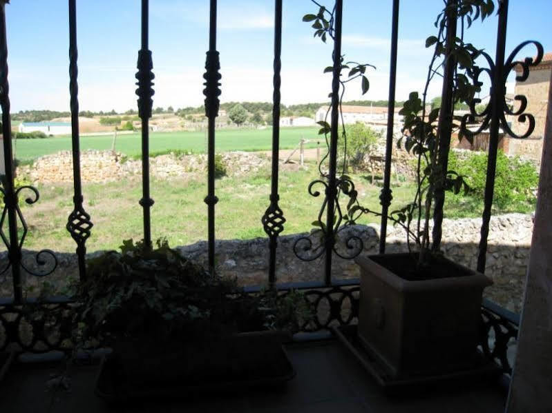 Casa Rural Patino Quintanas de Gormaz Exterior foto